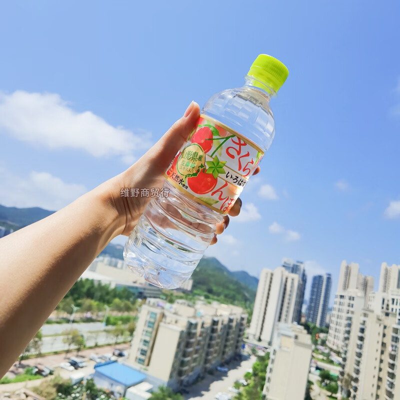 日本进口透明桃子水白桃水白桃味天然水矿泉水三瓶白桃味透明水