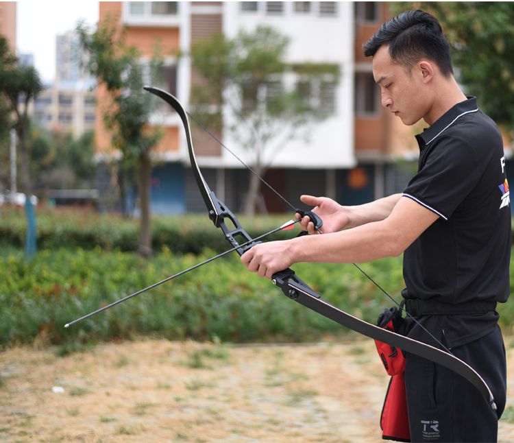 驽弓箭成人用反曲弓初级入门射箭套装竞技射击景区运动器材装备传统弓