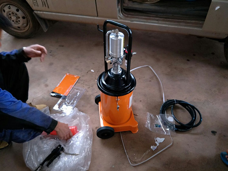 旺邦气动高压黄油枪黄油机注油机抽油机黄油泵头气压大头泵牛油枪 08