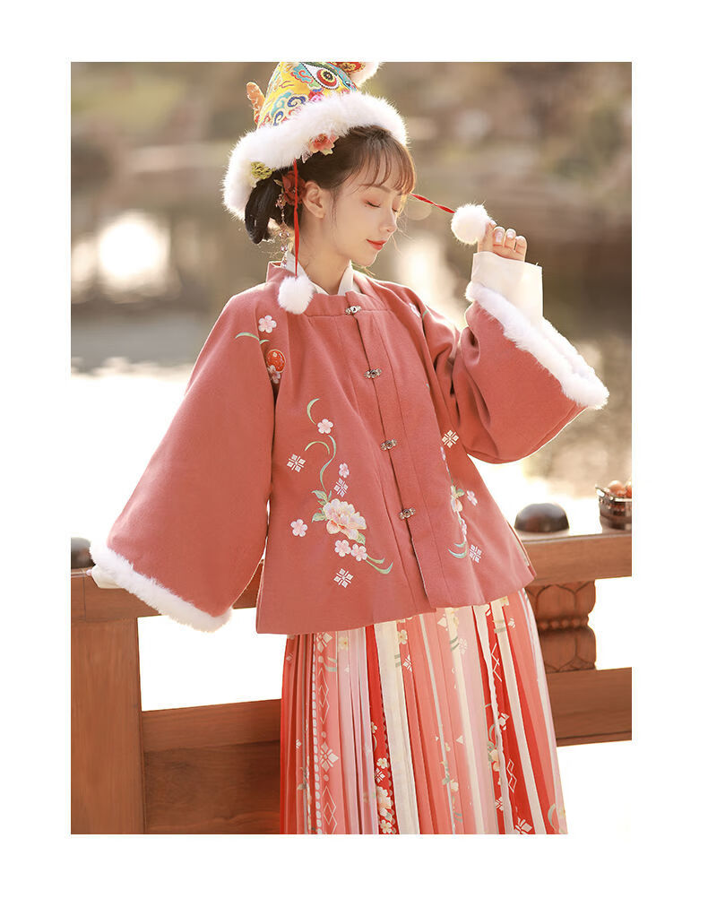 新款汉服春冬季女加厚明制方领半袖披袄过年红色单独方领批袄双层s