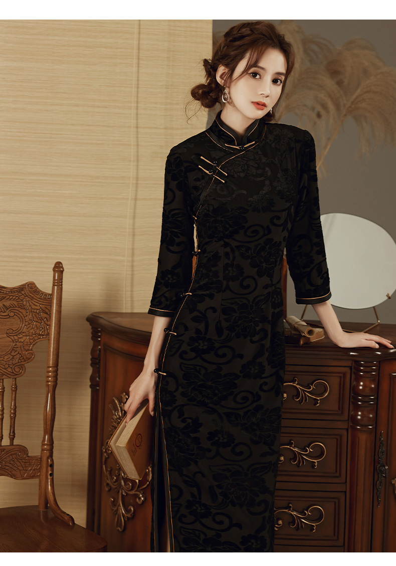 皮尔卡丹轻奢高档女装黑色金丝绒旗袍2021年新款长款改良秋款秋冬长袖