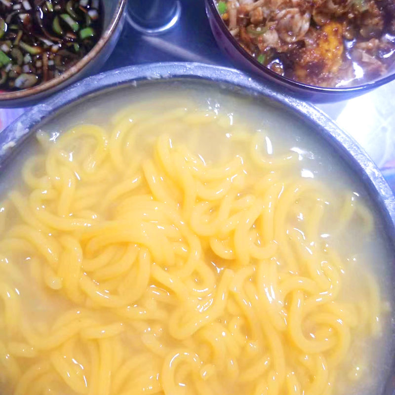 东北岫岩酸汤子面酸汤面汤条玉米面汤子面臭馇子条岫岩酸汤子 2斤(2袋