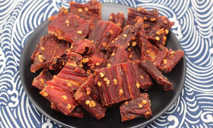 香格里拉正宗手撕风干牦牛肉干五香麻辣零食小吃500g散装云南特产250
