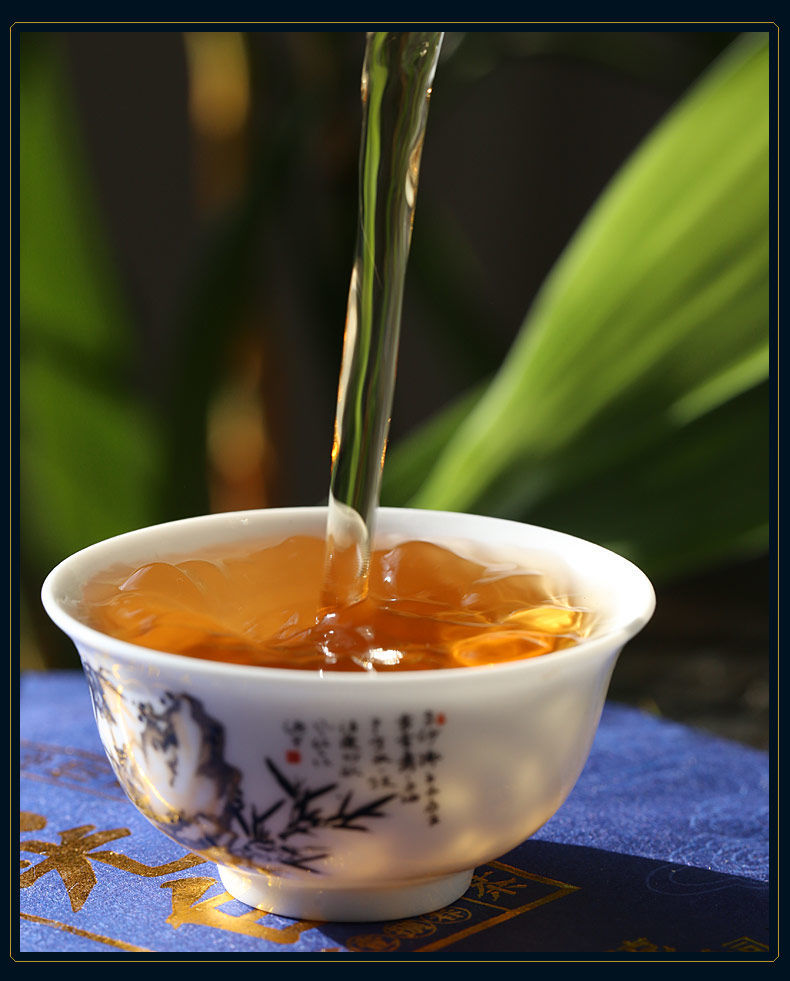 云南白茶普洱景谷大白茶月光白生茶月光美人早春茶357g七子饼茶生态级