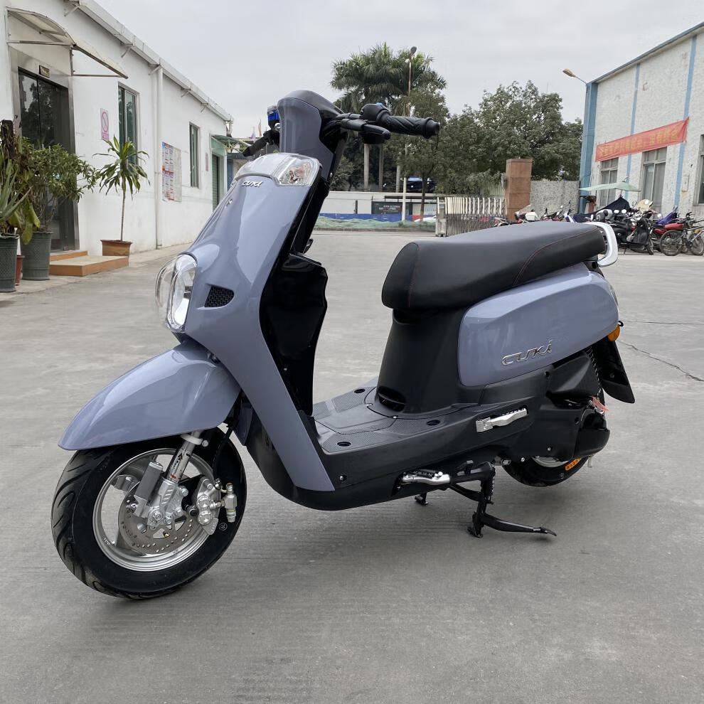 增城全新国四电喷摩托车踏板车整车可上牌雅马哈酷奇s5摩托车100c灰色
