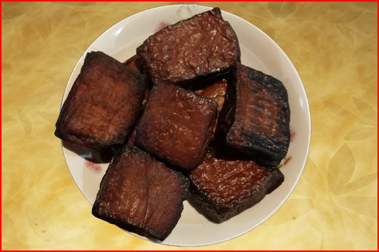 萍乡腊味好吃的腊豆腐烟熏肉盐水豆腐1斤湖南腊肉香干三份