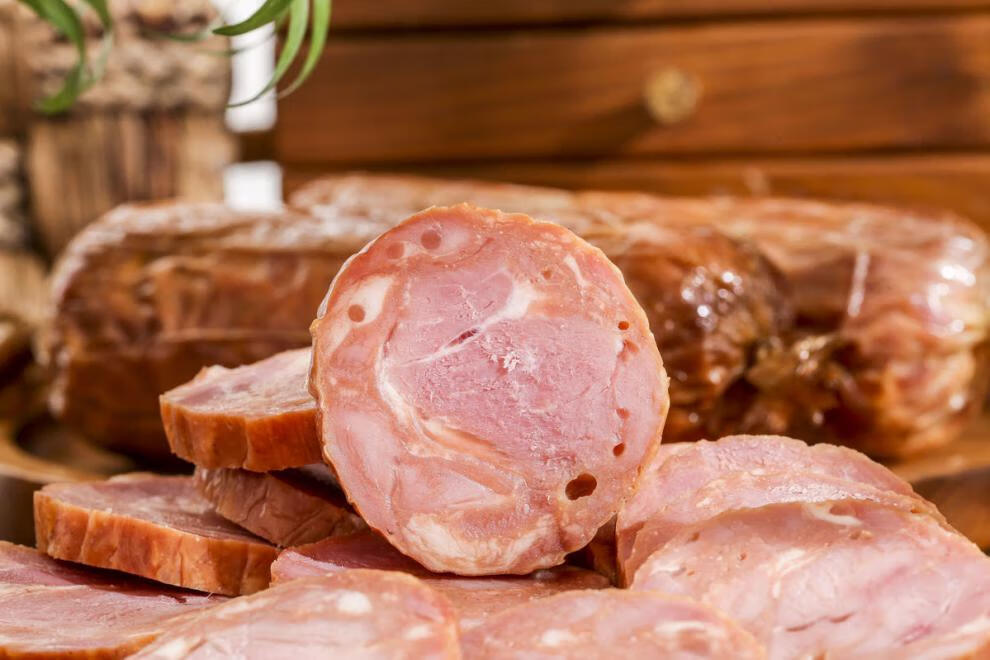 青岛老火腿手撕老式火腿香肠烟熏烤大火腿零食开袋即食纯肉火腿肠 4根