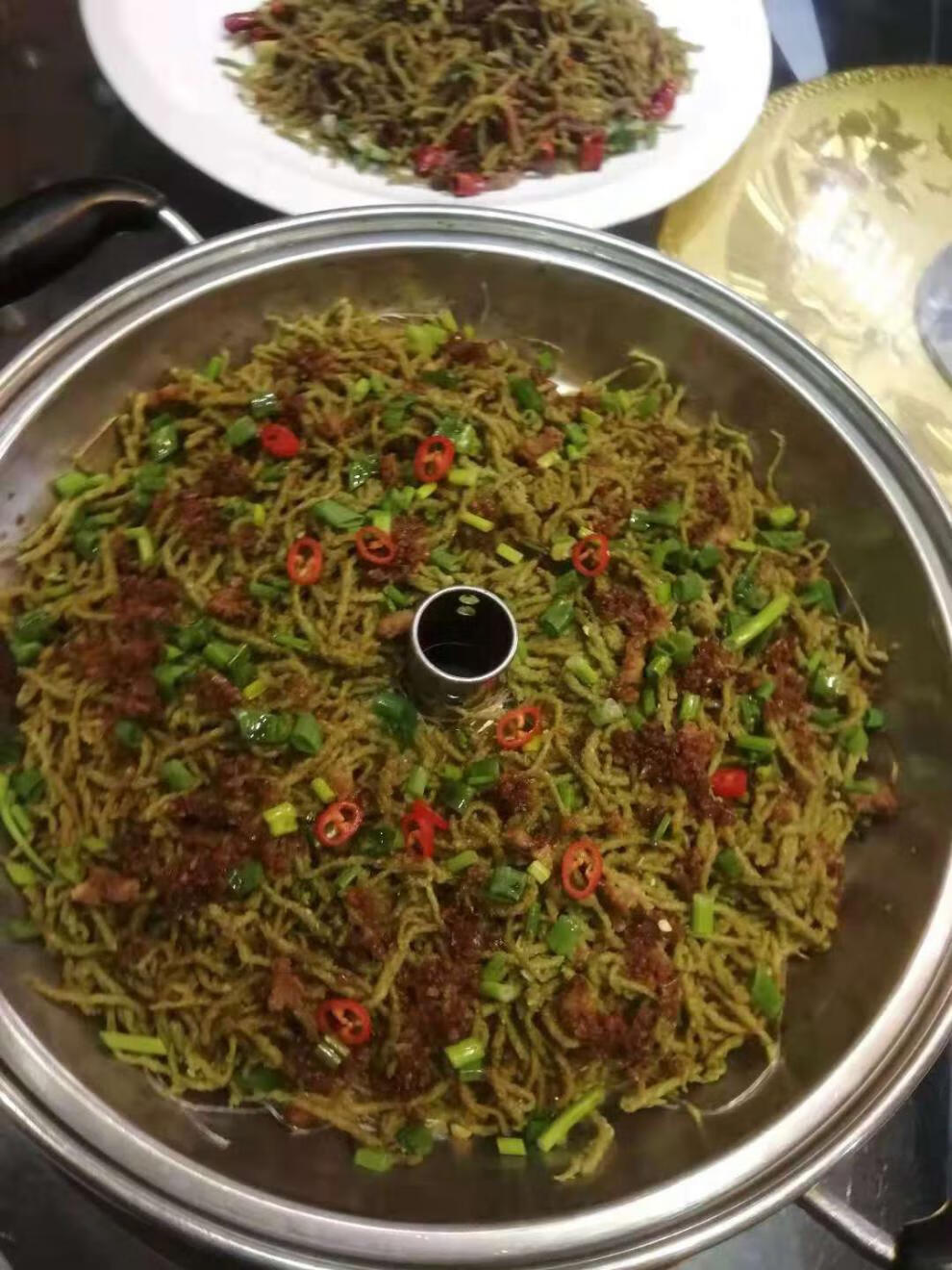 青麦撵转小麦捻转 河南石磨碾制 老年人回忆美食特色菜青麦撵转小麦捻