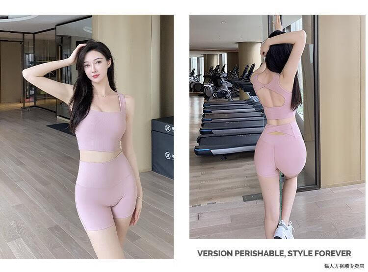 b1b01f1ae53cecd4.jpg' style=