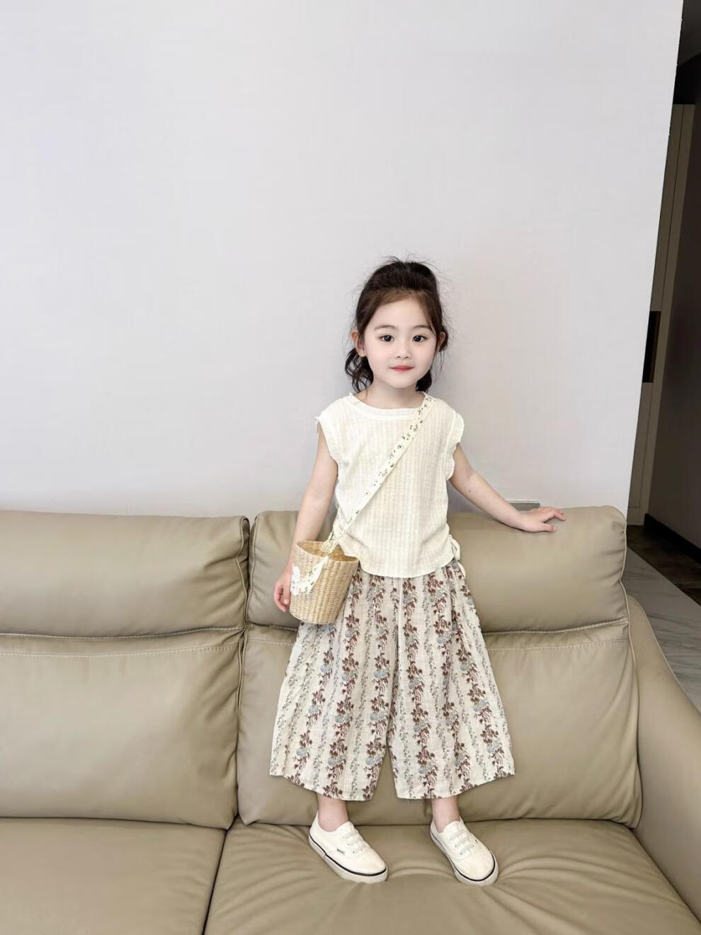 a75ba9055ce094fa.jpg' style=