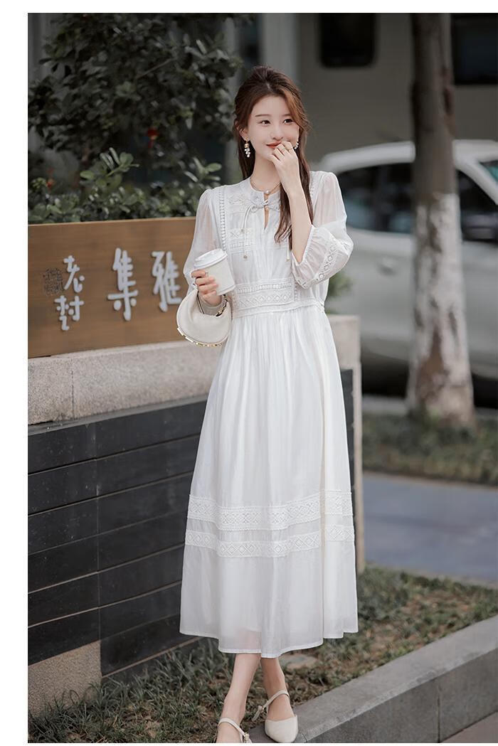 9210716b13405dc3.jpg' style=
