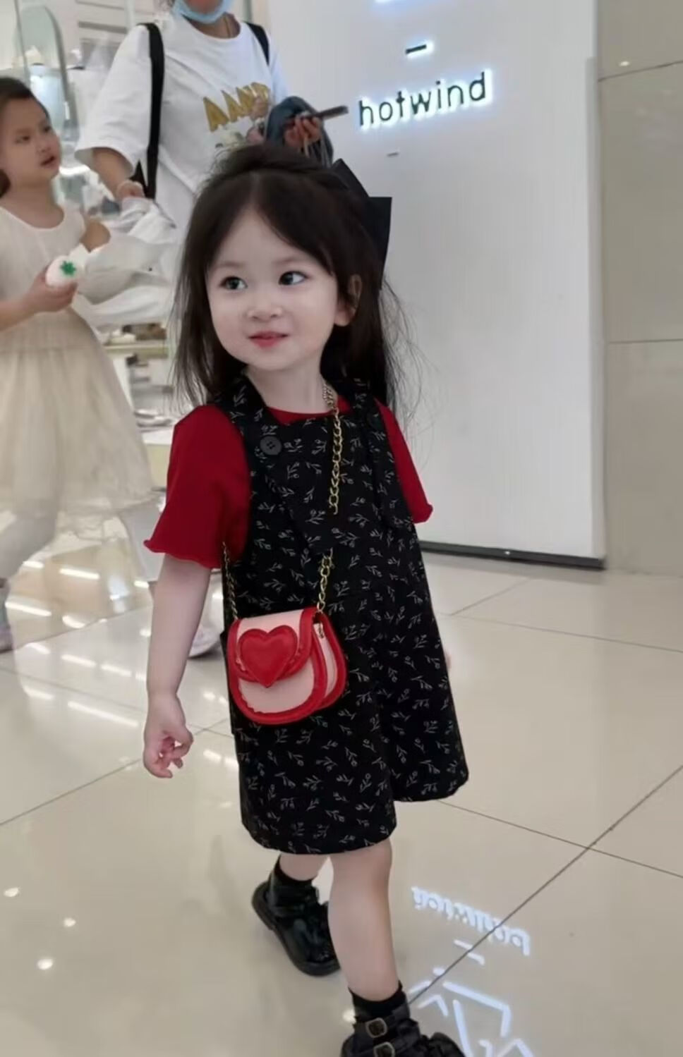 e1f14a7e62b19019.jpg' style=