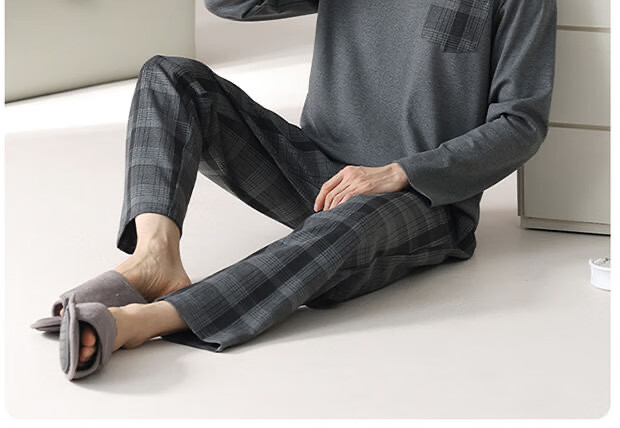 aedc0d938302c1a9.jpg' style=