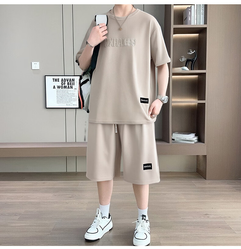 1e270833ad6e4f3b.jpg' style=