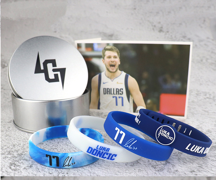 卢卡东契奇手环77号篮球手环独行侠队签名夜光硅胶周边纪念品礼物情侣