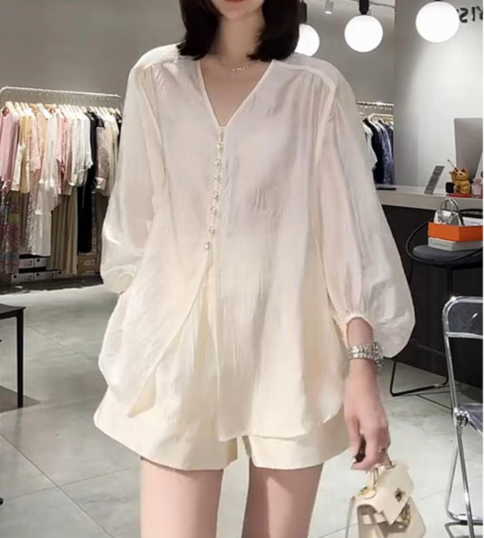 dd7bd99b10d75243.jpg' style=