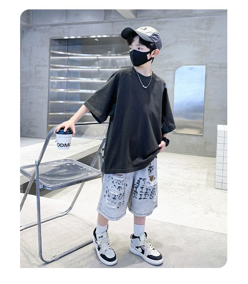 4c5f655bd98a75b6.jpg' style=