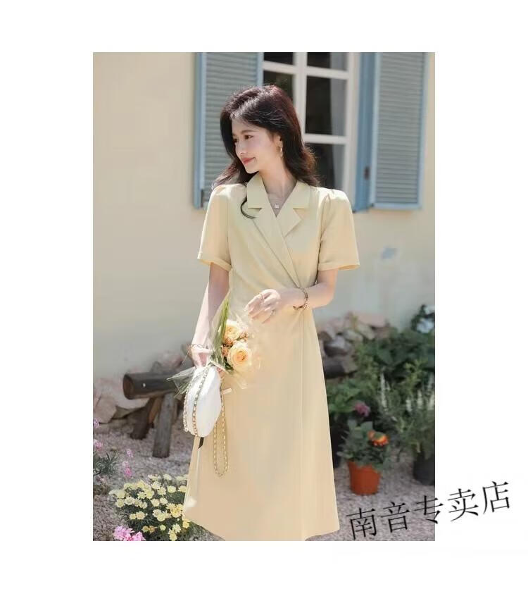 9a53b108643b9095.jpg' style=