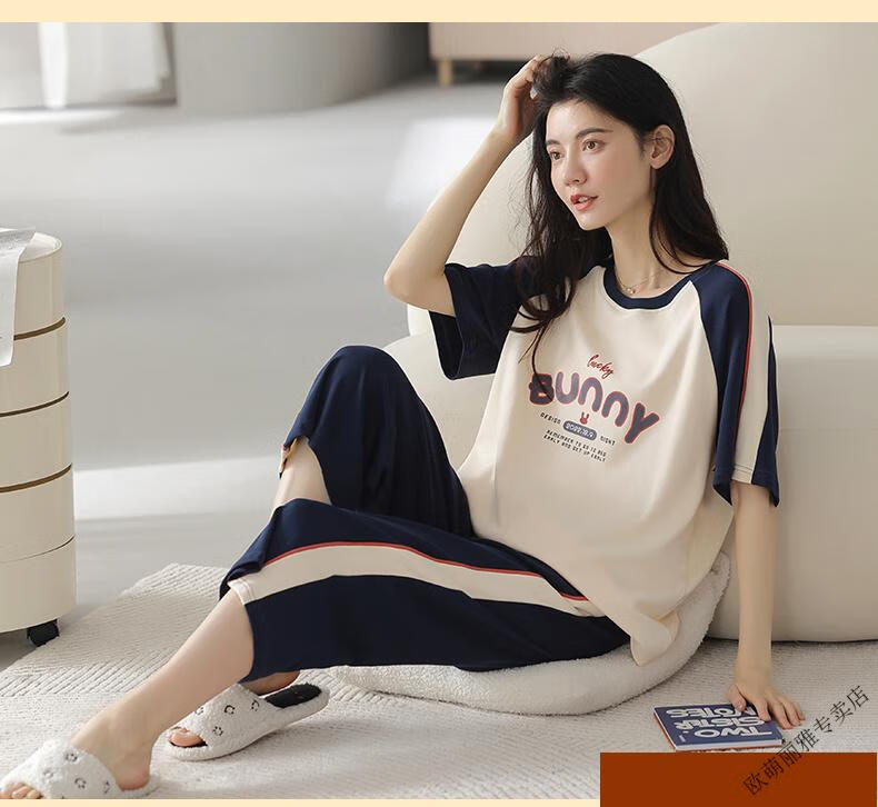 edae313e758c073c.jpg' style=