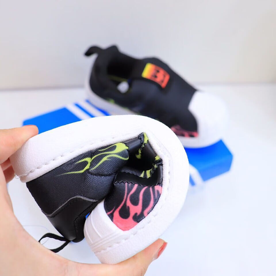b66c80804c721a7e.jpg' style=