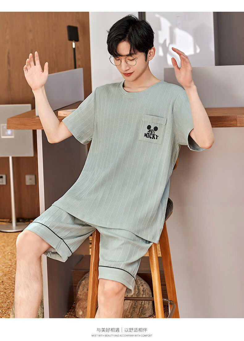 e62f86592946a01b.jpg' style=