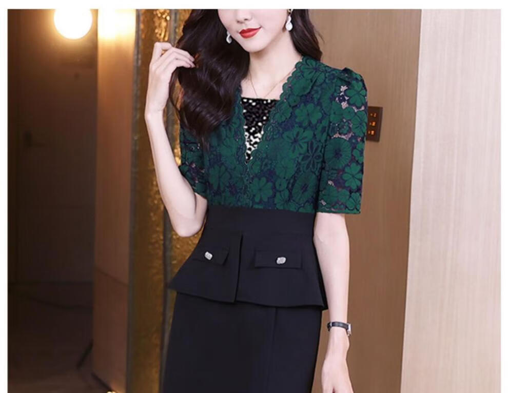 de02ba7f395fc3d7.jpg' style=