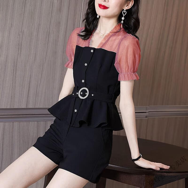 dee7a59894b7cf2e.jpg' style=