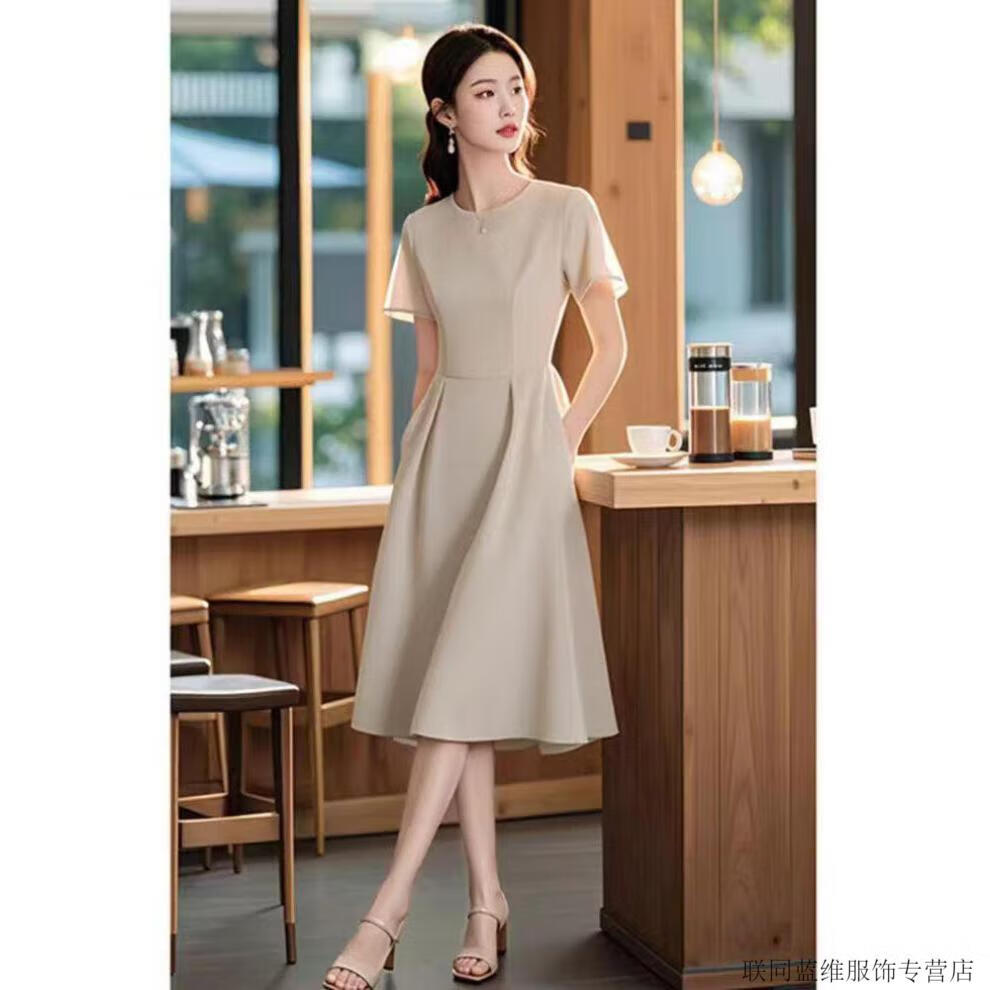 597a8761945fa03b.jpg
