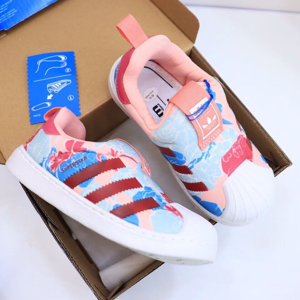 963adc1b39396c5c.jpg' style=