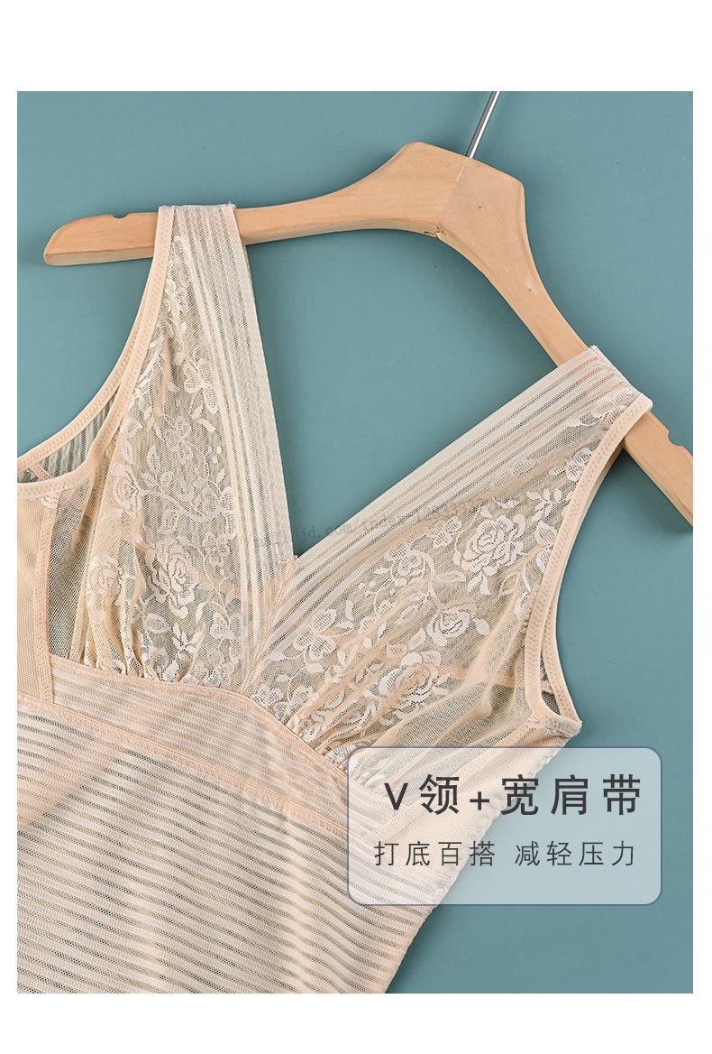d033123cc529e53e.jpg' style=