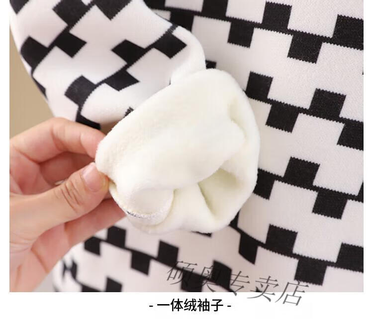 7d3a61075d8c83b2.jpg' style=