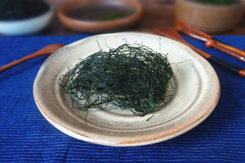 大连海带丝干货细厚海带根日晒新鲜淡干细海带芽