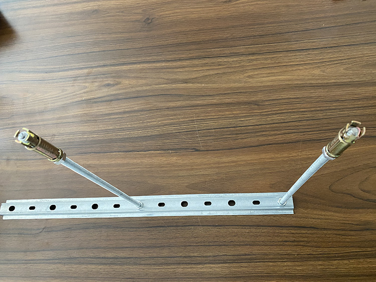 龙骨卡扣集成墙板吊顶龙骨天花竹木纤维pvc扣板龙骨配件卡扣卡子轻钢