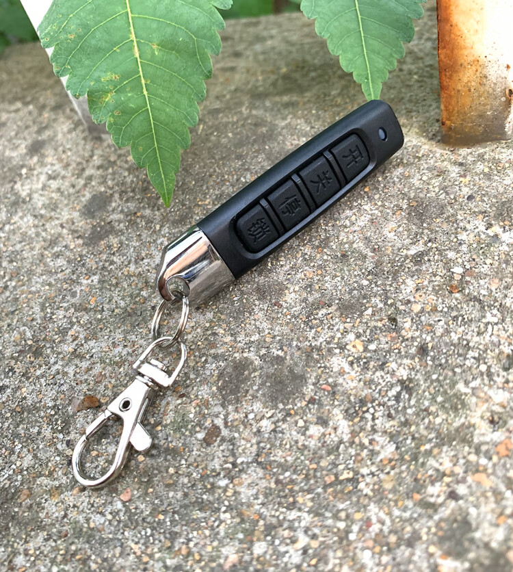 对拷车库门电动门卷帘门卷闸门翻板门伸缩门遥控器钥匙433手指款春韶