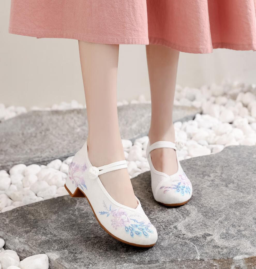 旗袍作鞋子女童绣花古风黑白民族风汉服鞋复古舞蹈鞋古装刺绣高跟鞋表