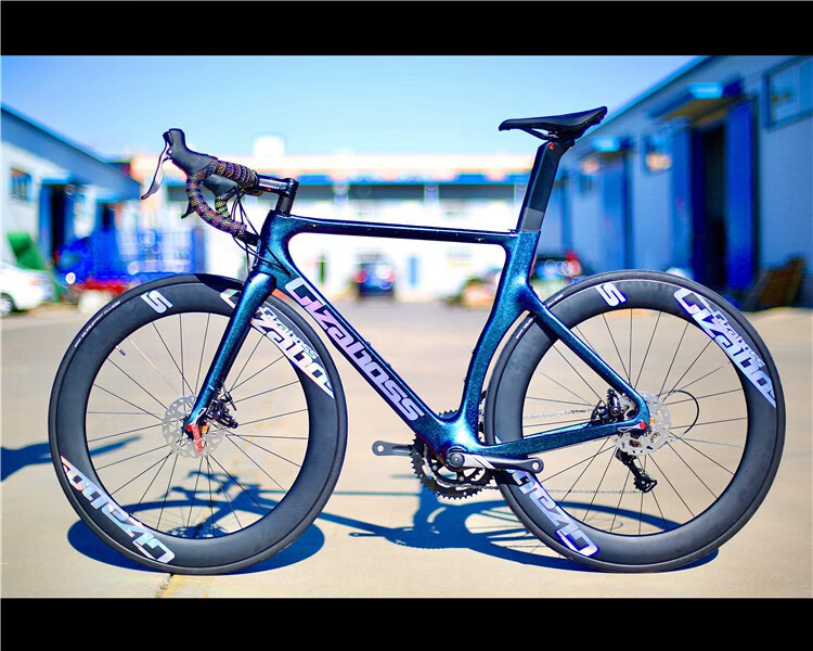 碳刀公路车 碳纤维公路自行车ut变速支持速联无线电变c夹碟刹 平把