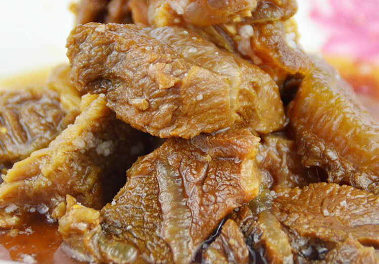 红烧牛肉罐头麻辣味即食熟食方便速食户外食品肉制品五香牛肉整箱五香