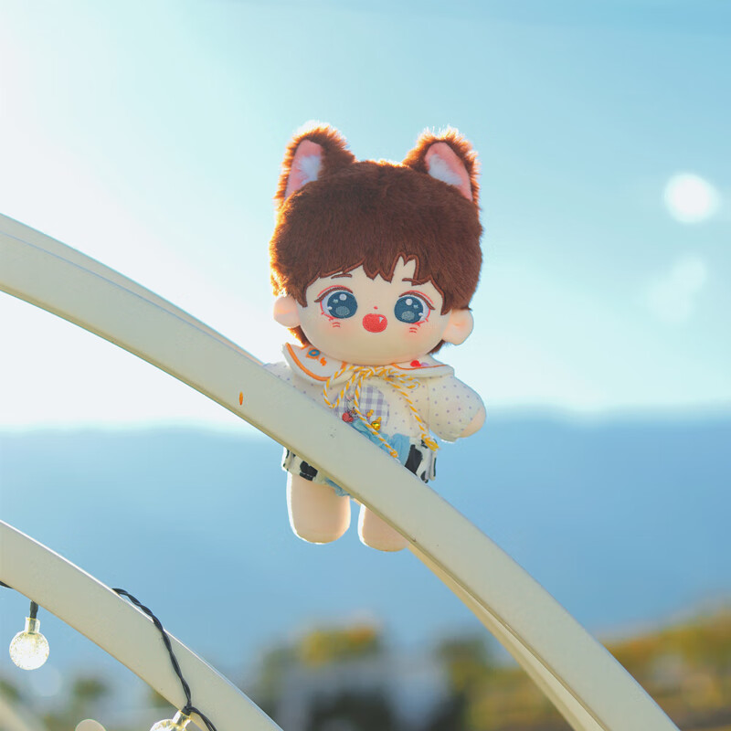 【现货闪送】王俊凯玩偶公仔明星卡通娃娃毛绒玩具tfboys胖胖体20cm