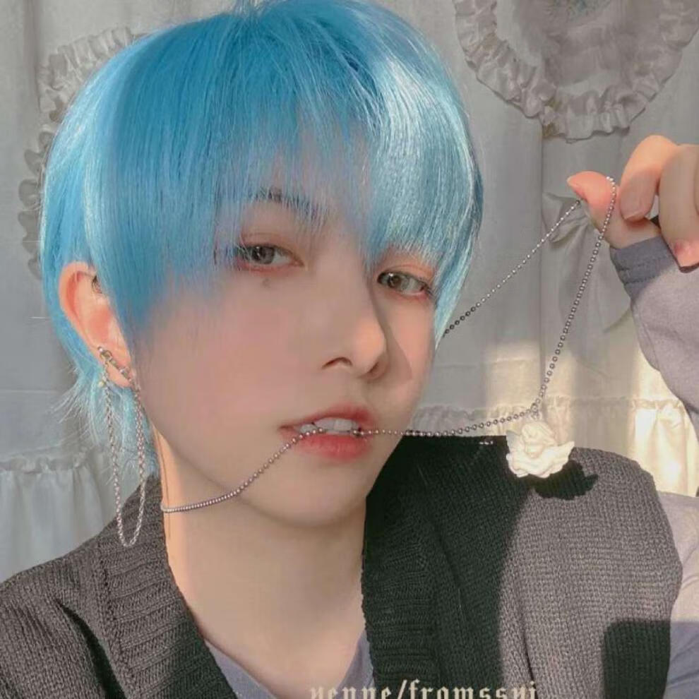 鸢尾蓝2021流行显白蓝灰色亚麻青灰薄荷绿色染发膏 薄藤色(8度黄头发
