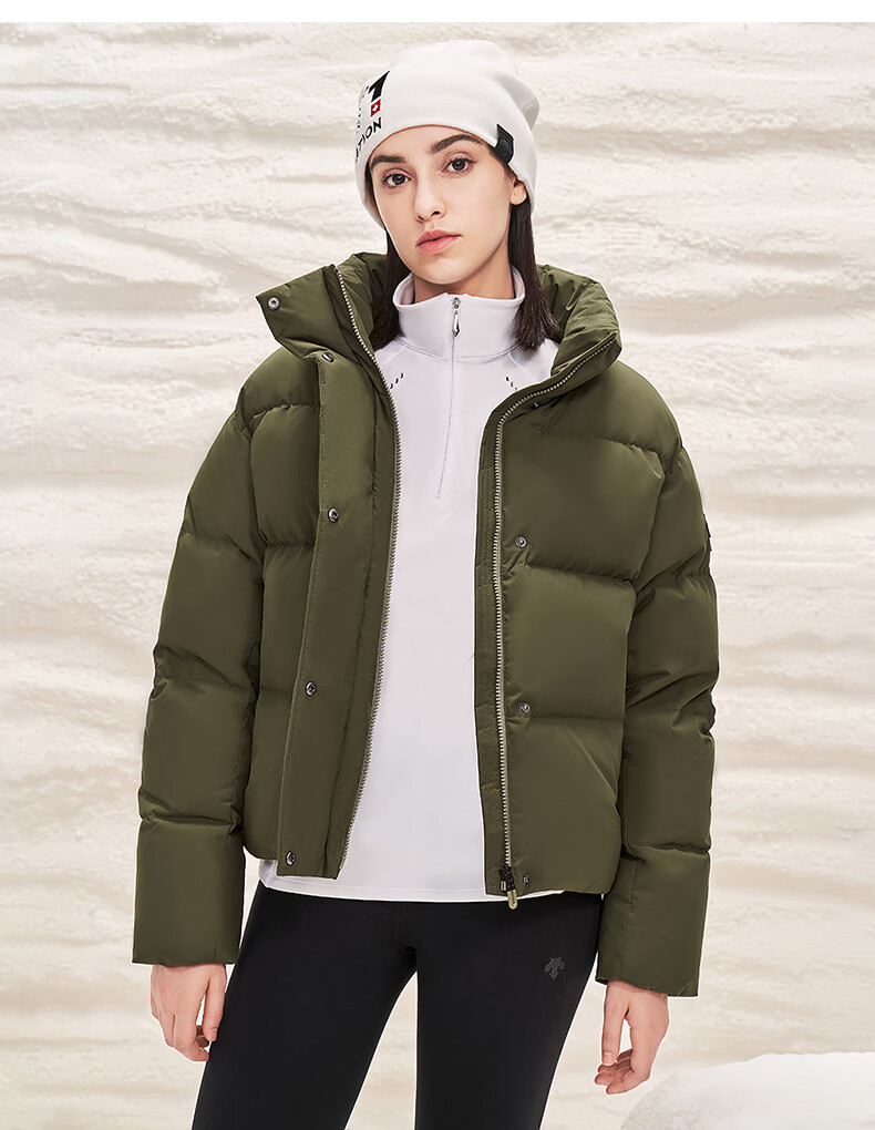 descente迪桑特 ski style 女子立领短款面包羽绒服 d1492sdj92 白色