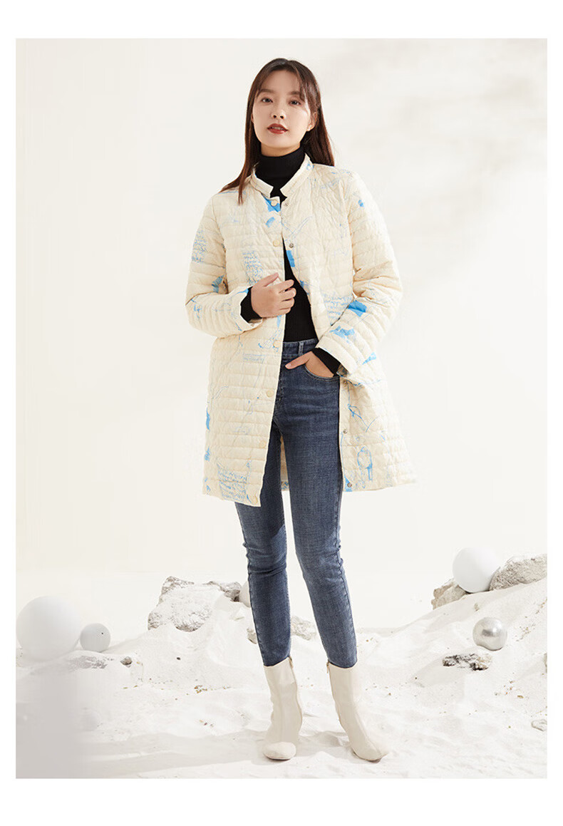 商场同款熙然冬季新款休闲印花立领中长款羽绒服女淡粉沙色s