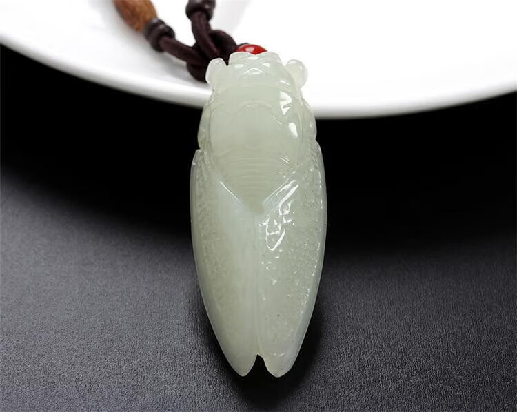 斯特克伦堡 玉蝉吊坠新疆和田玉羊脂白玉一鸣惊人玉蝉挂坠玉石籽料