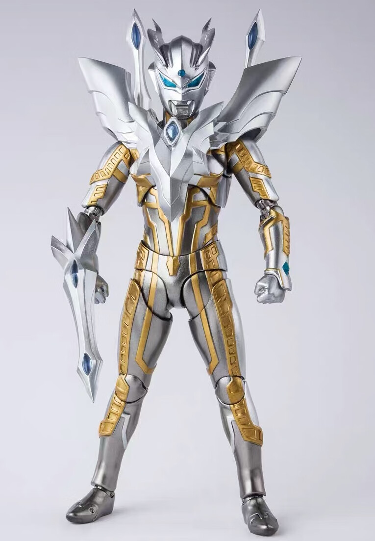 万代官方认证店shf黄金赛罗奥特曼闪耀形态儿童男关节可动玩具人偶