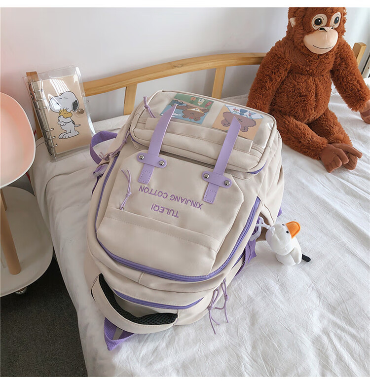 6kg店铺:圣迪凯千谷丽专卖店商品编号:10064073641893商品名称:书包女