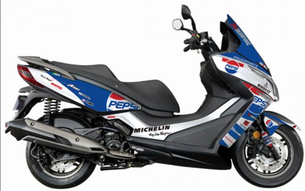 光阳赛艇250贴花300s350400版画贴纸摩托车贴膜车身贴画拉花 鲨鱼