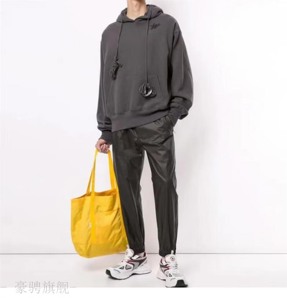 新品易烊千玺同款抽绳连帽衫welldone卫衣男 浅蓝/lightblue铁环卫衣