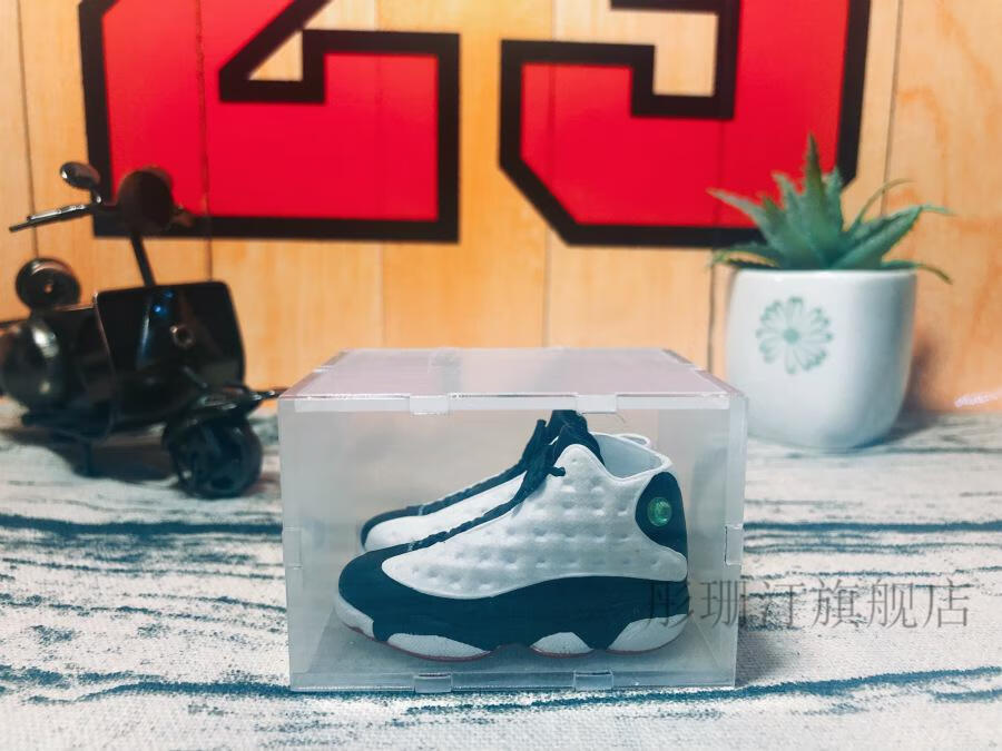 aj球鞋模型摆件小aj球鞋鞋子模型迷你鞋墙全套创意情侣男生日礼物汽车