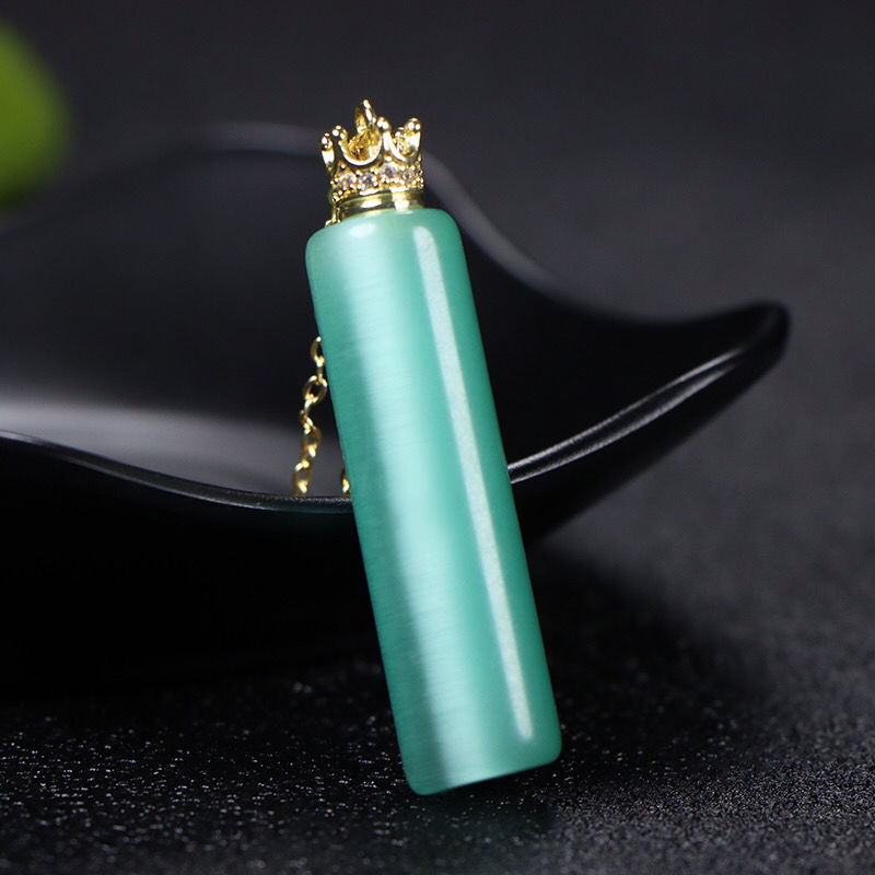 博皓定制和田玉碧玉色圆柱吊坠碧玉色项链菠菜绿玉坠清新玉石挂件工艺