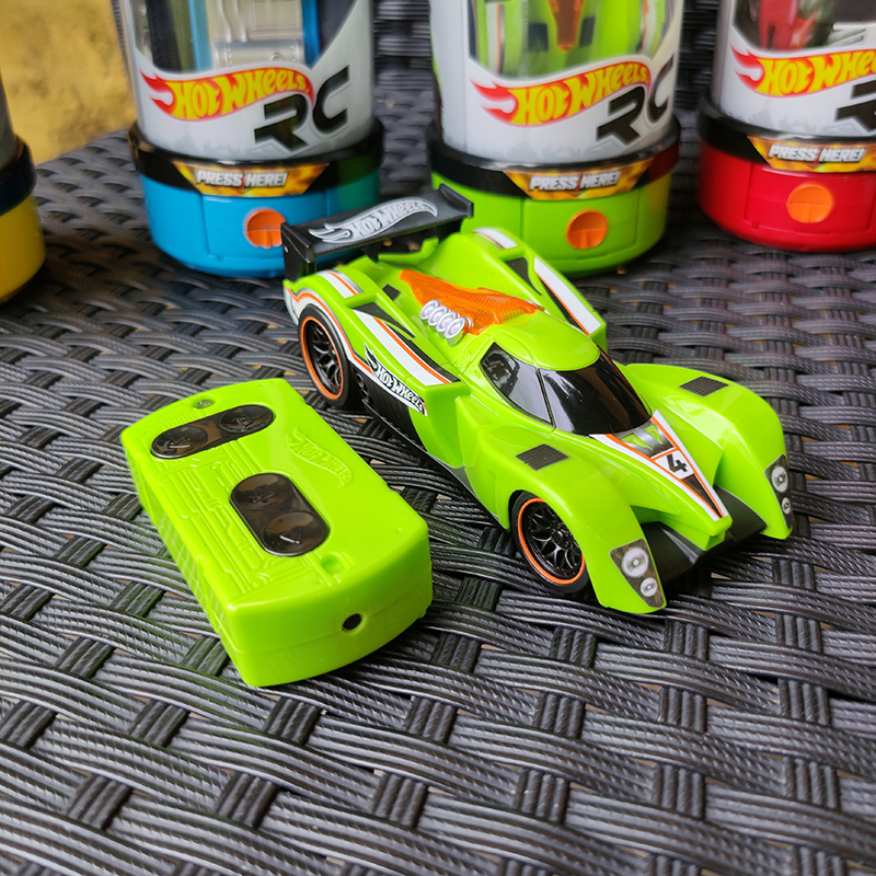 风火轮赛车汽车模型 无线遥控赛车玩具车跑车电动小车迷你套装儿童