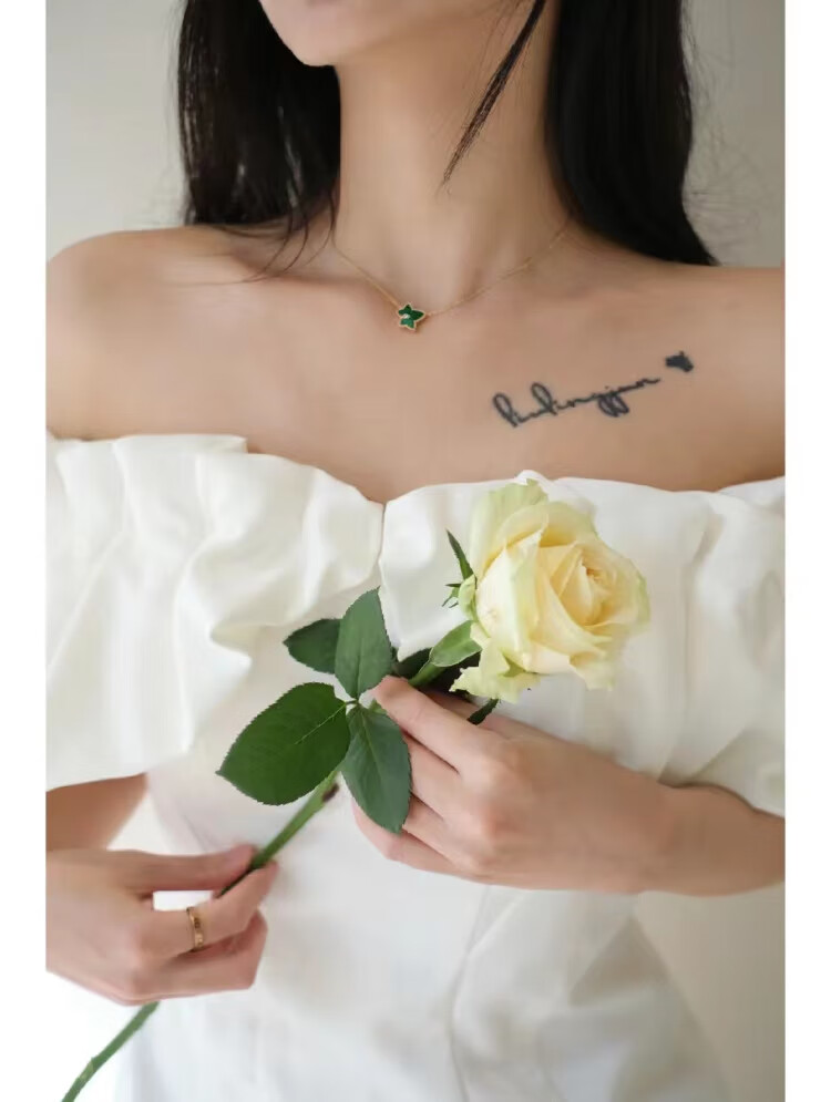 罗拉rose常青藤项链女18k金孔雀石锁骨链情人节孔雀石